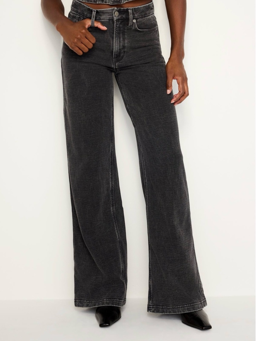 Jeanius Good Skate Sweatpants - Good American - Black - Picture 2 of 4